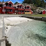 Basstuvaga Ferieleilighet, Sogne I *